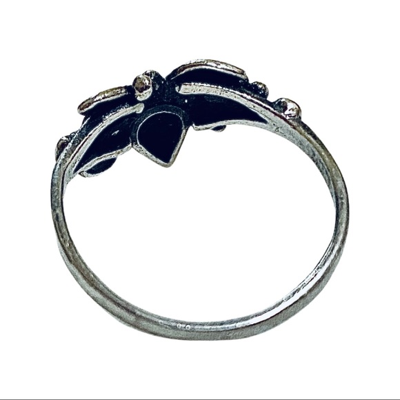 Ornate Vintage Ring - Picture 3 of 4